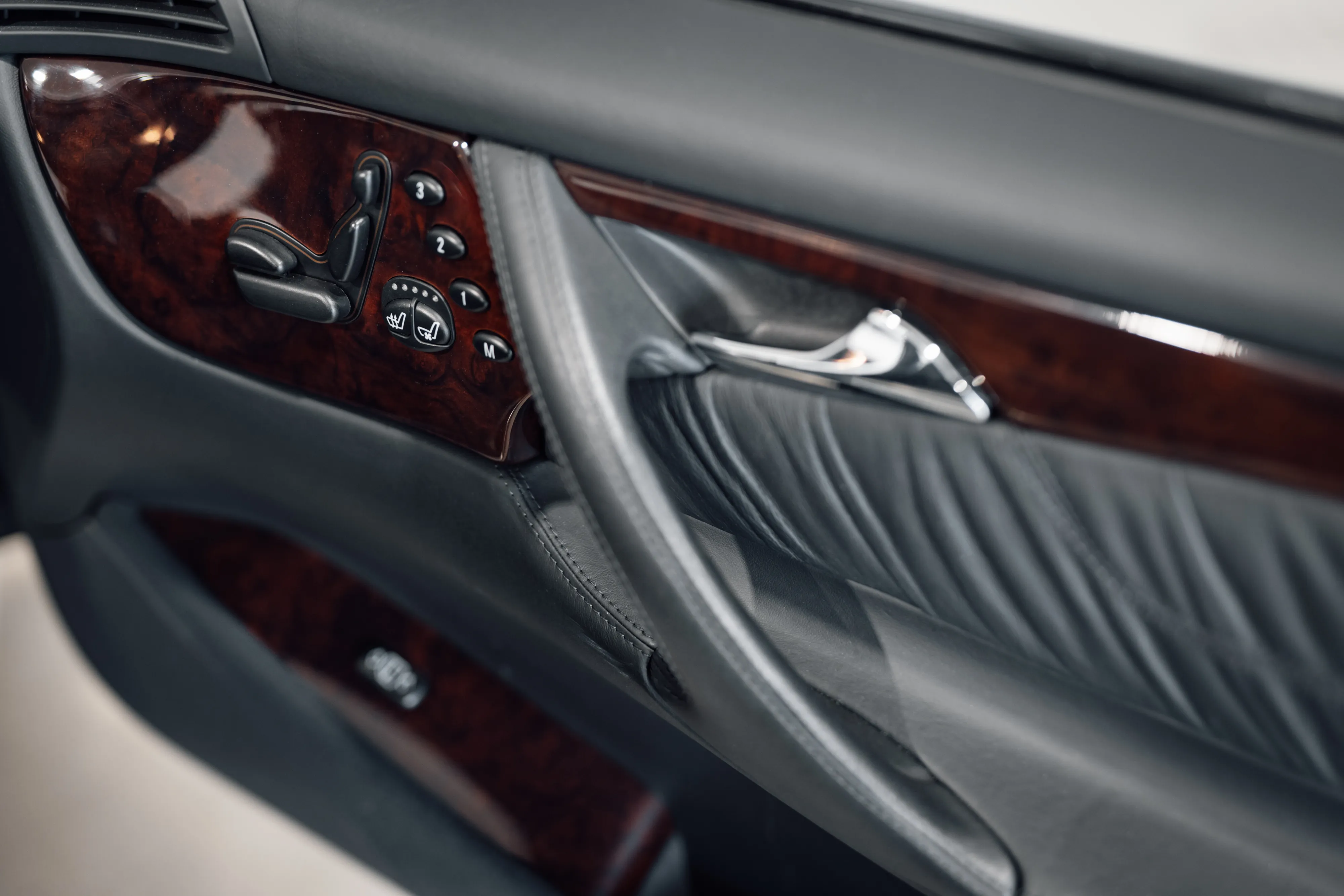 Mercedes-Benz CL 600